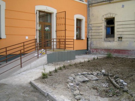 15 - aj bezbarierovy vchod skraslime.jpg